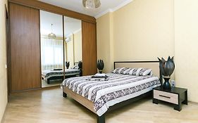 Apartment On Khreshchatyk