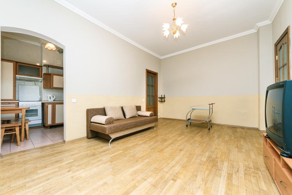 Apartment On Khreshchatyk Київ Екстер'єр фото